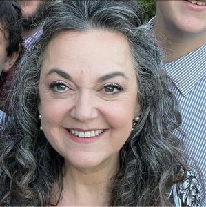 Meet your Posher, Stacey